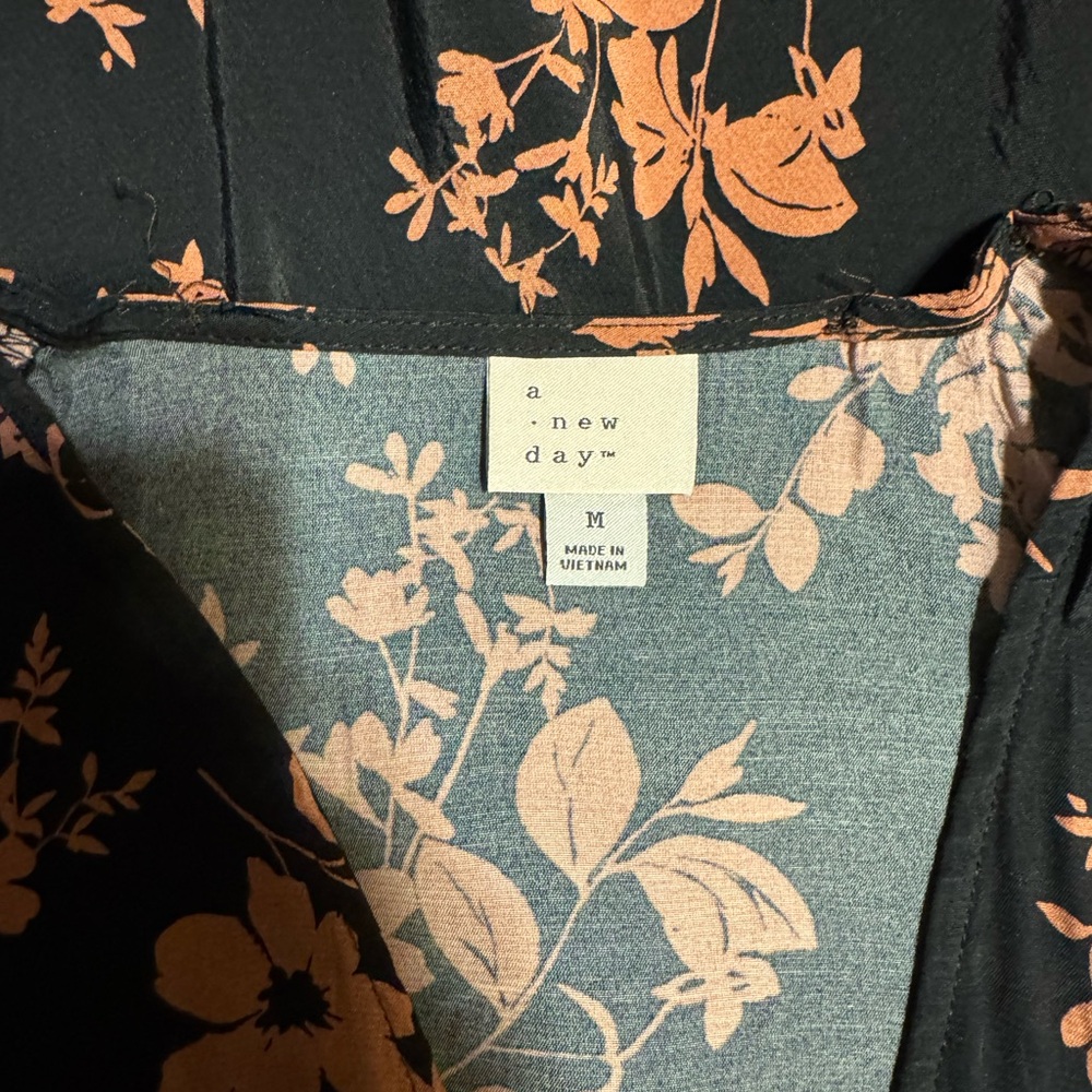 Women's Crepe Puff Short Sleeve Midi Dress - A New Day Black/Brown Floral - Picture 6 of 6